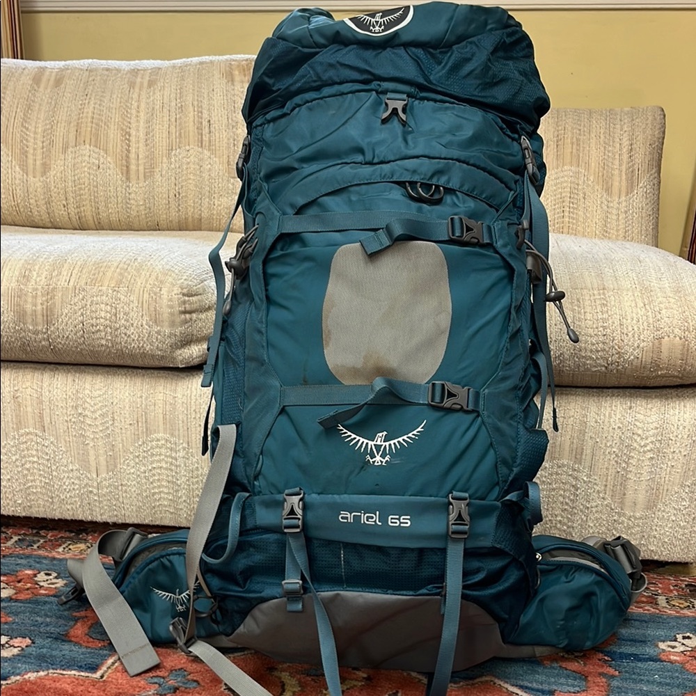OSPREY Women’s Ariel 65 L Backpack in Teal